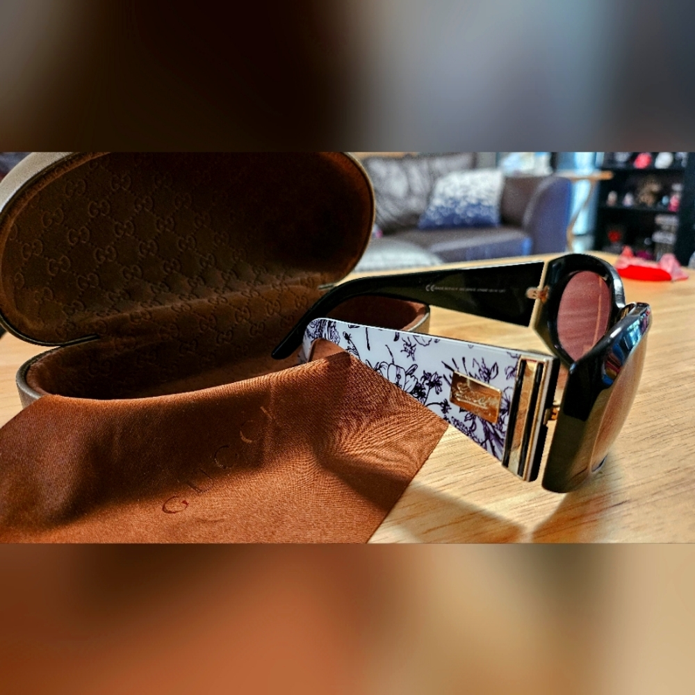 Authentic Gucci floral sunglasses
